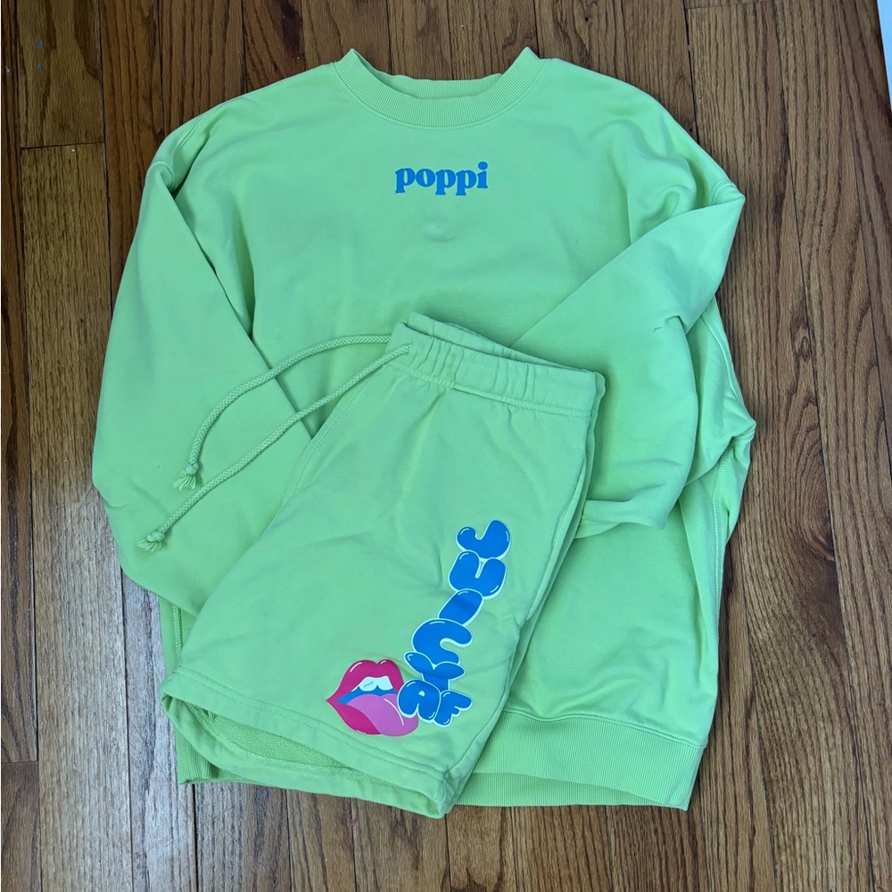 POPPI matching sweat set